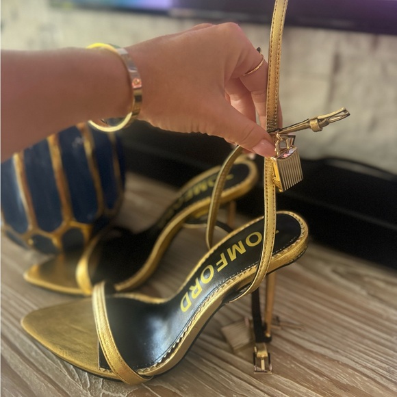 Brand NEW Tom Ford Lock Metallic Heels - Picture 6 of 7